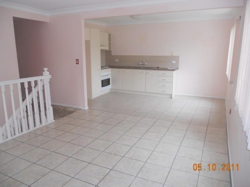 5/30 Government Road, Labrador QLD 4215