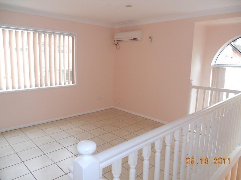 5/30 Government Road, Labrador QLD 4215