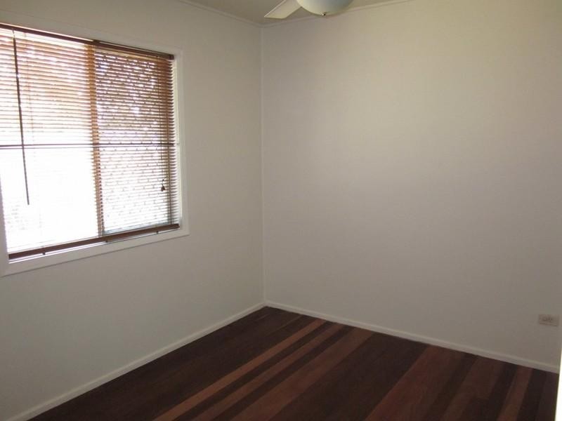 15 Goss Avenue, Labrador QLD 4215