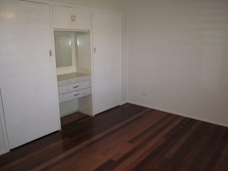 15 Goss Avenue, Labrador QLD 4215