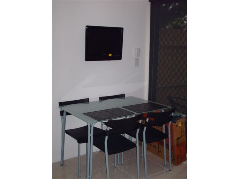 6/125 Frank Street, Labrador QLD 4215