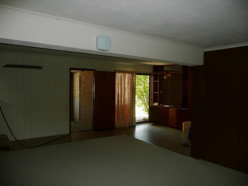 9 Goss Avenue, Labrador QLD 4215