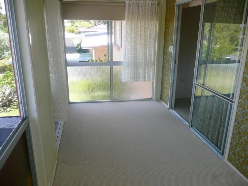 9 Goss Avenue, Labrador QLD 4215