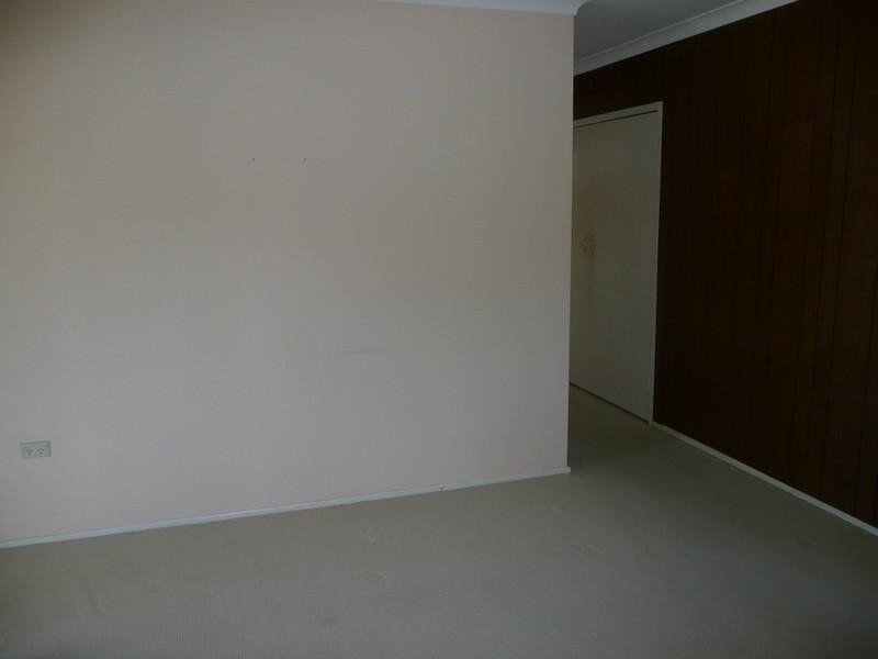 9 Goss Avenue, Labrador QLD 4215