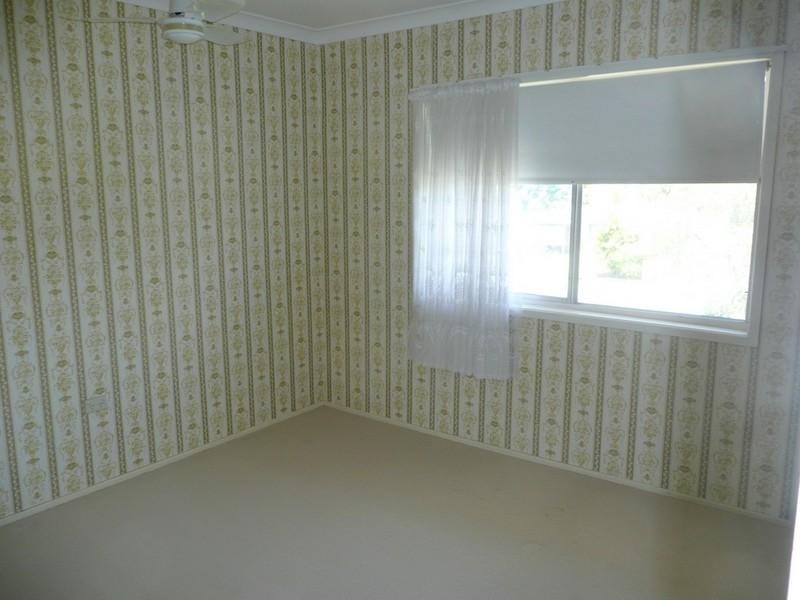 9 Goss Avenue, Labrador QLD 4215