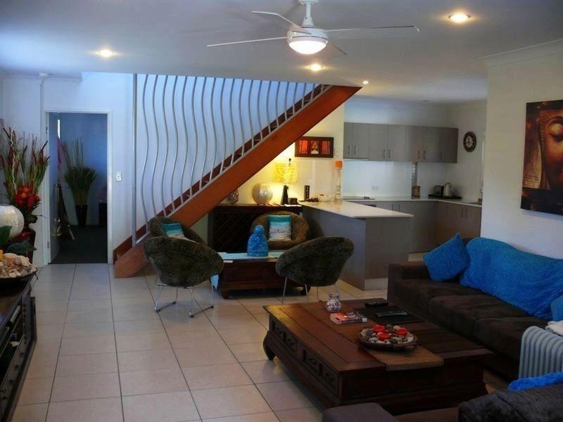 2/23 Hunter Avenue, Labrador QLD 4215