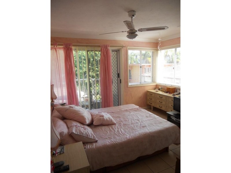 18/72 Brighton Street, Biggera Waters QLD 4216