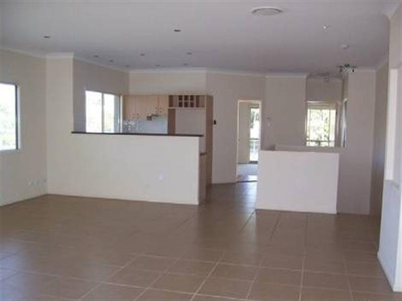 2/25 Clark Street, Biggera Waters QLD 4216