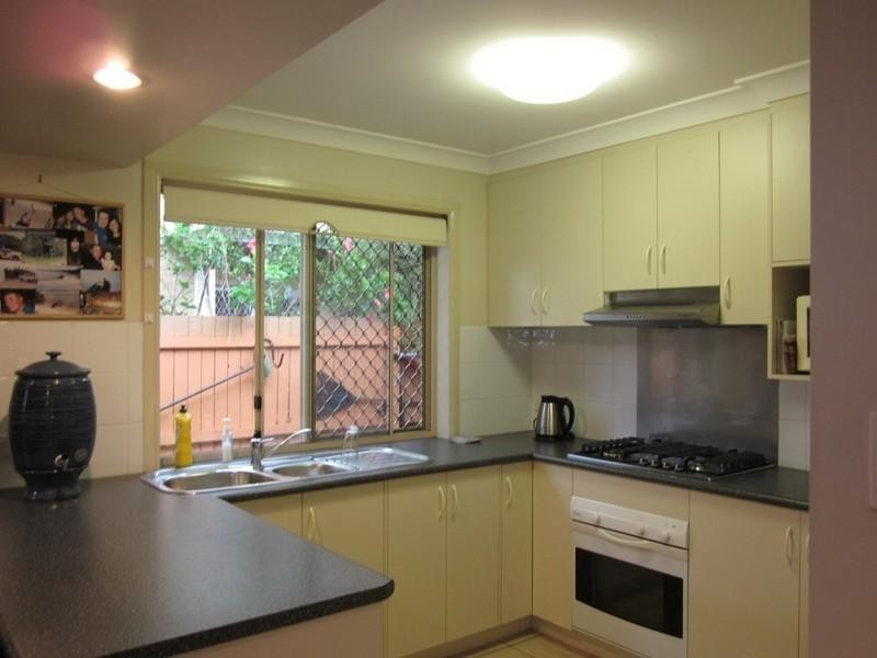 1/7 Middle Street, Labrador QLD 4215