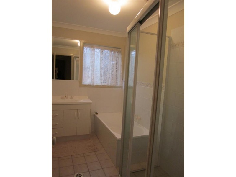 1/7 Middle Street, Labrador QLD 4215