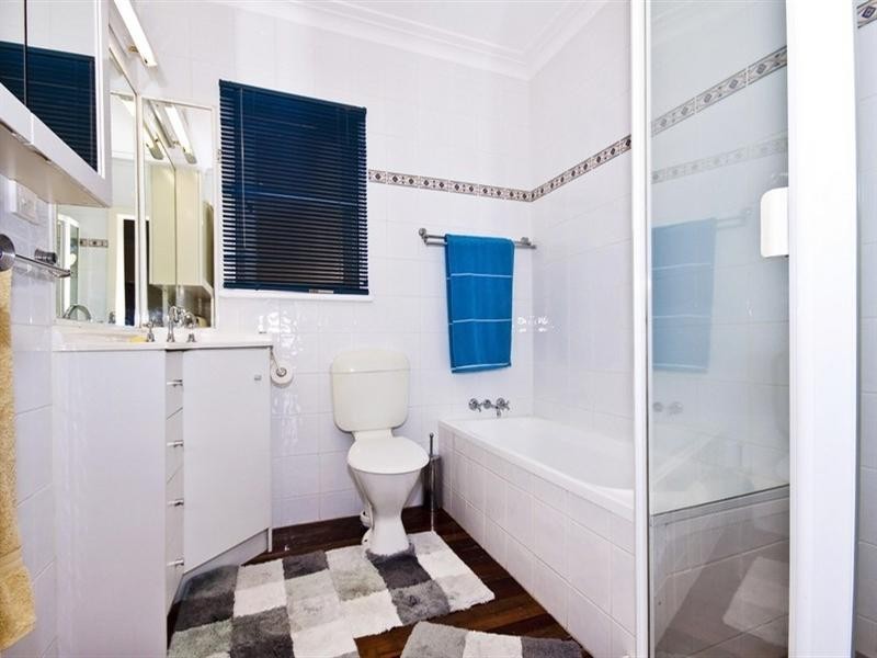 57 Central Street, Labrador QLD 4215