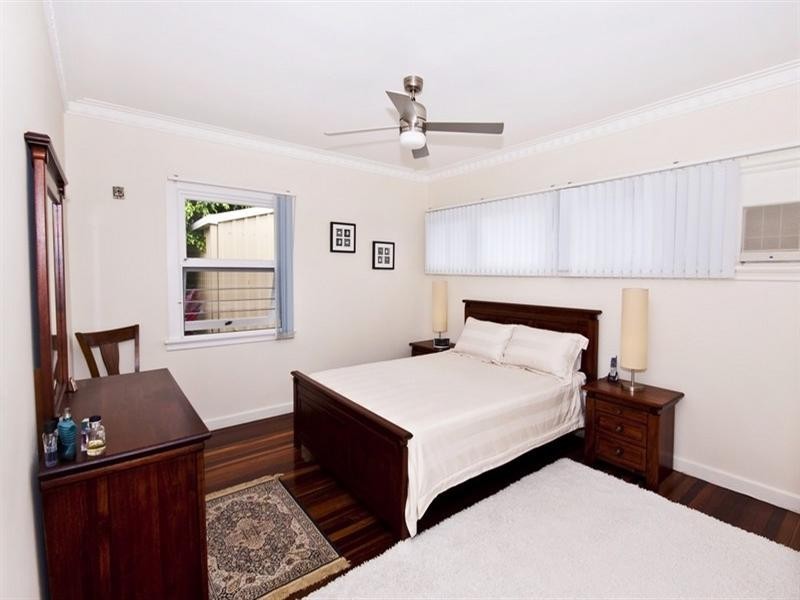 57 Central Street, Labrador QLD 4215