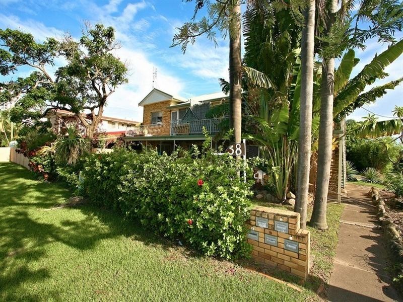 2/38 Imperial Parade, Labrador QLD 4215