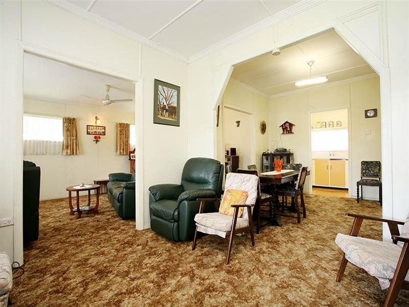 4 Tuesley Easement, Southport QLD 4215