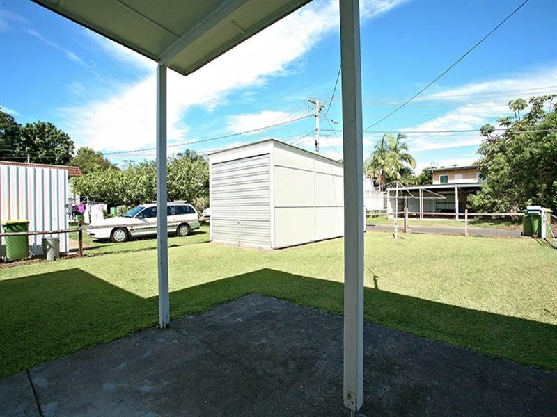 4 Tuesley Easement, Southport QLD 4215