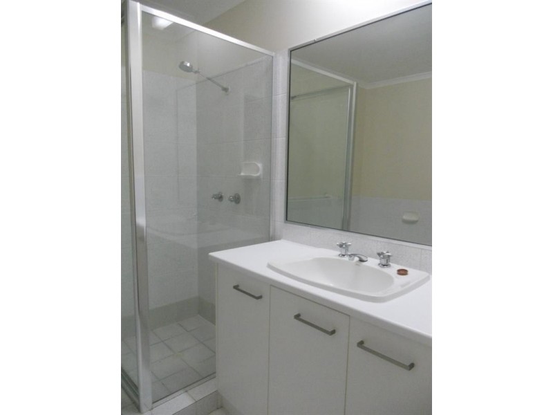 3/17 McMillan Street, Labrador QLD 4215