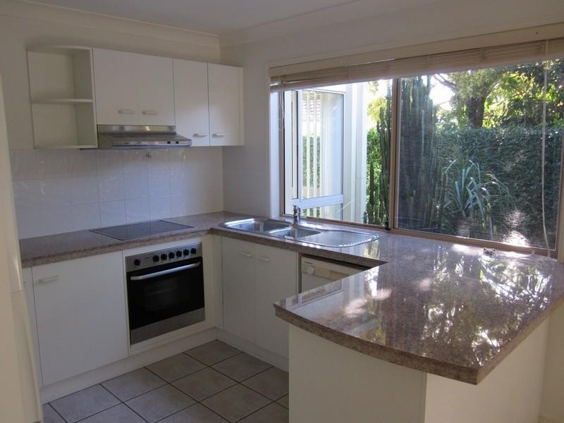 Coombabah QLD 4216