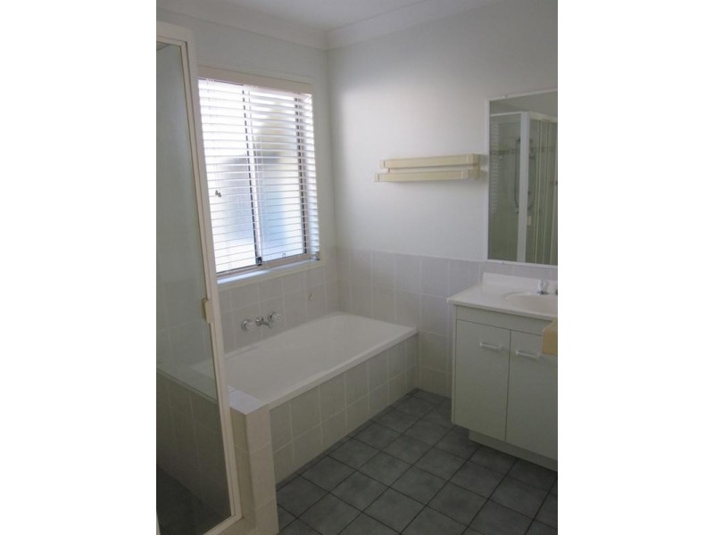 Coombabah QLD 4216