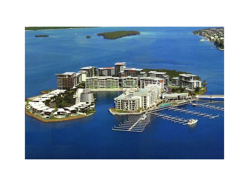 Paradise Point QLD 4216