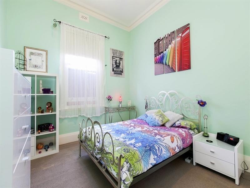 371 Military Road, Henley Beach SA 5022