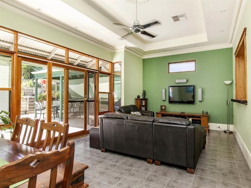 371 Military Road, Henley Beach SA 5022