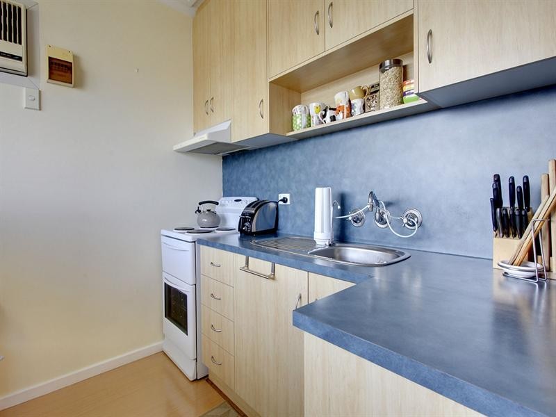 2/6 Gilmore Road, Henley Beach South SA 5022