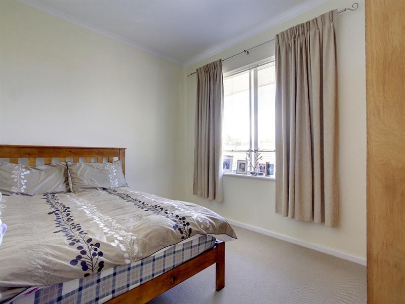 2/6 Gilmore Road, Henley Beach South SA 5022