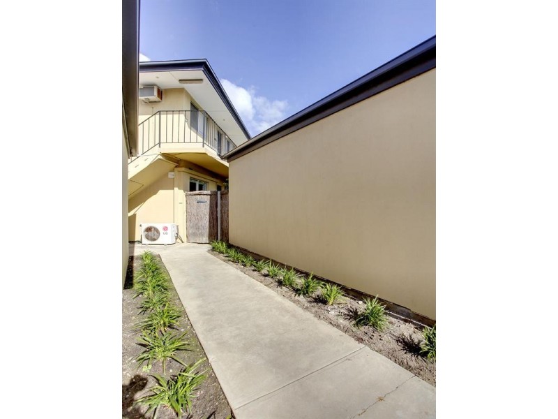 2/6 Gilmore Road, Henley Beach South SA 5022