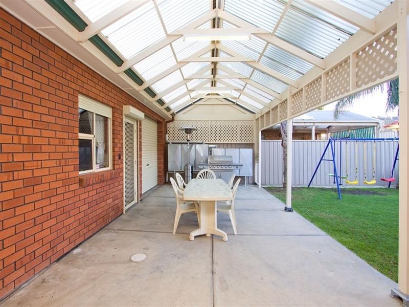 7 Aish Close, Newton SA 5074