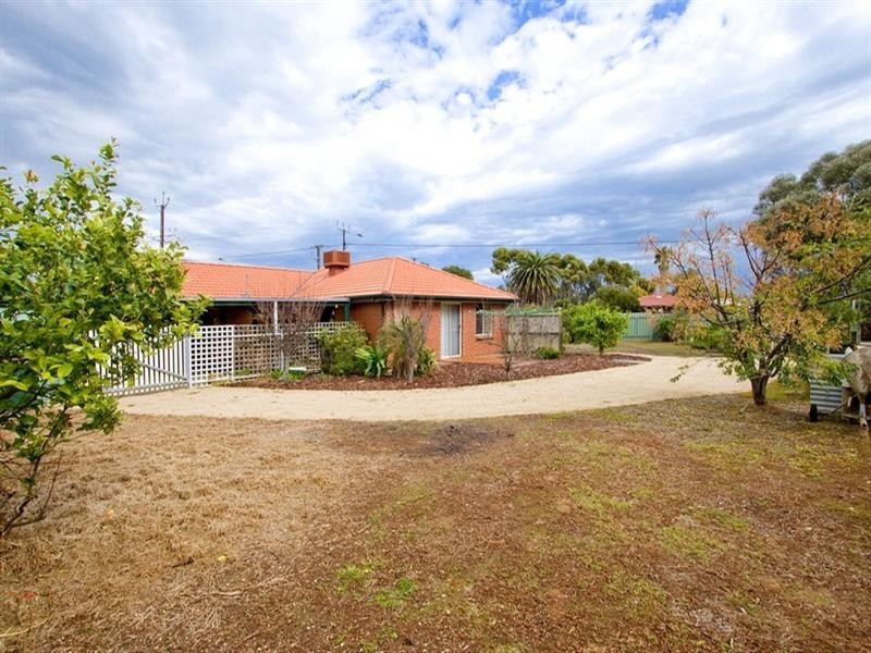 85 Edith Terrace, Balaklava SA 5461