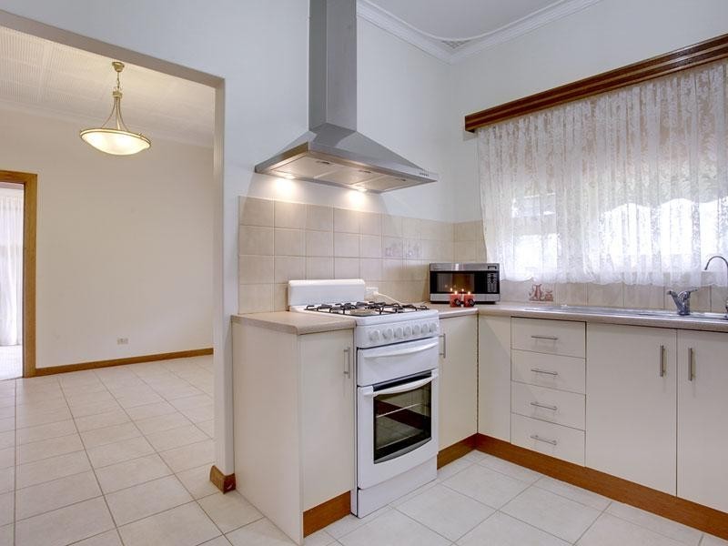 6 Weetunga Street, Fulham SA 5024