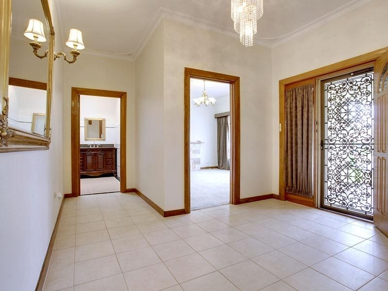 6 Weetunga Street, Fulham SA 5024
