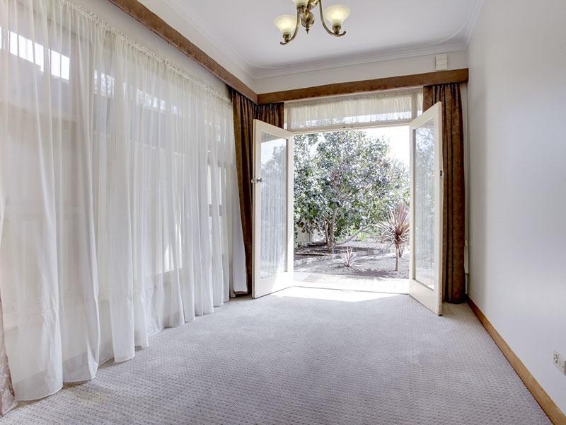 6 Weetunga Street, Fulham SA 5024