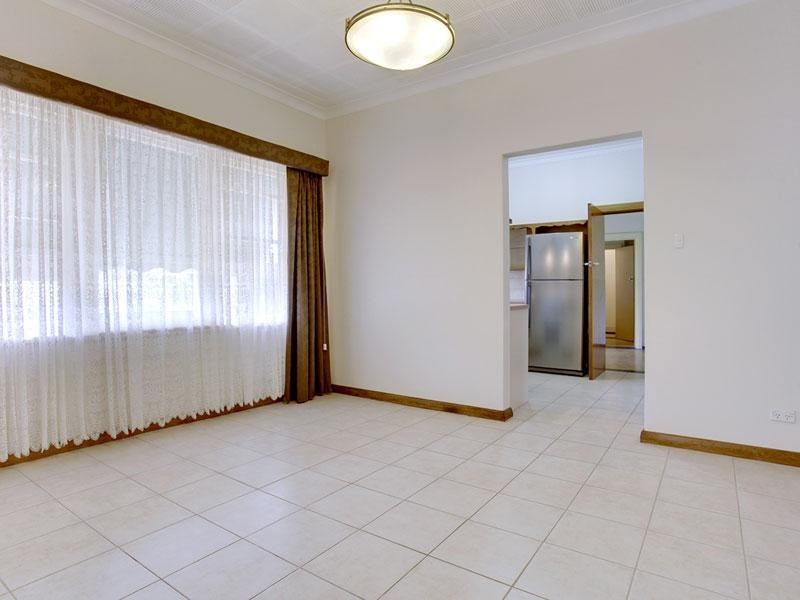 6 Weetunga Street, Fulham SA 5024