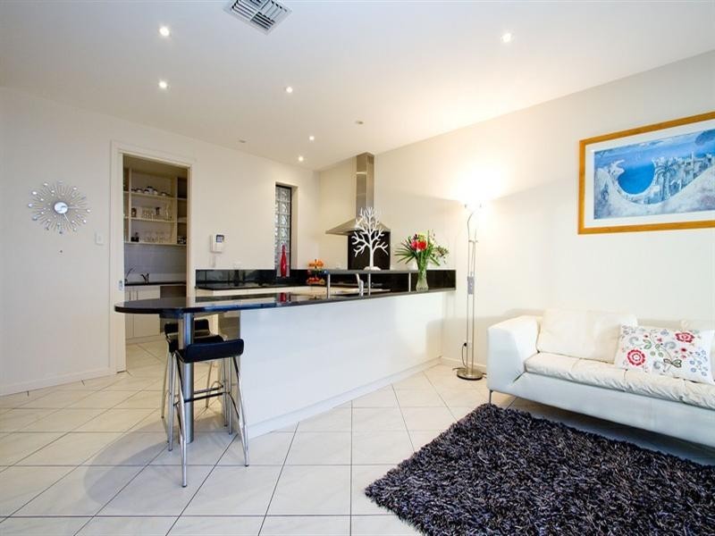 199 Esplanade, Henley Beach SA 5022