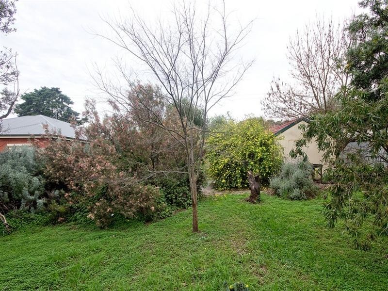 20 and 22 Hudson Avenue, Rostrevor SA 5073