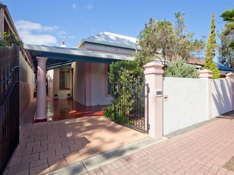 560 Seaview Road, Grange SA 5022