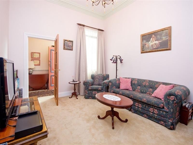 560 Seaview Road, Grange SA 5022