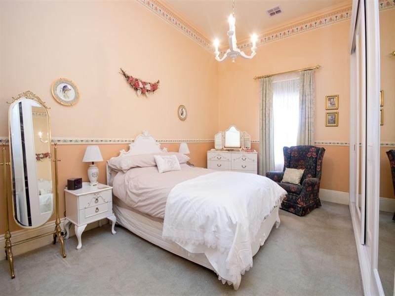 560 Seaview Road, Grange SA 5022