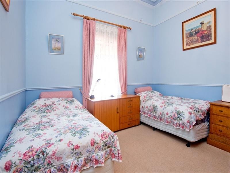 560 Seaview Road, Grange SA 5022
