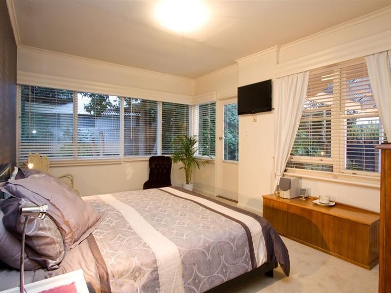 2 Timor Court, West Beach SA 5024