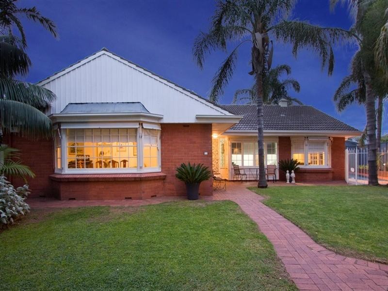 2 Timor Court, West Beach SA 5024