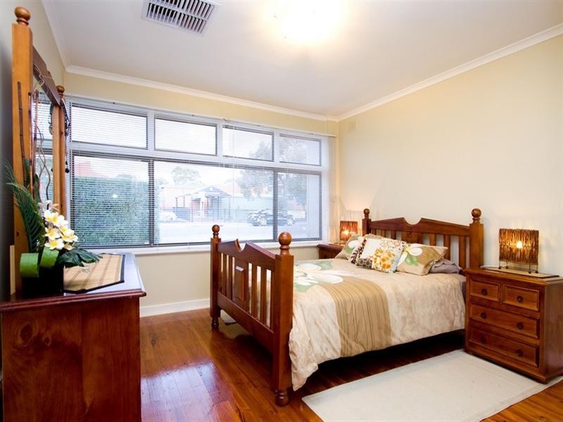 45 Surrey Street, Grange SA 5022