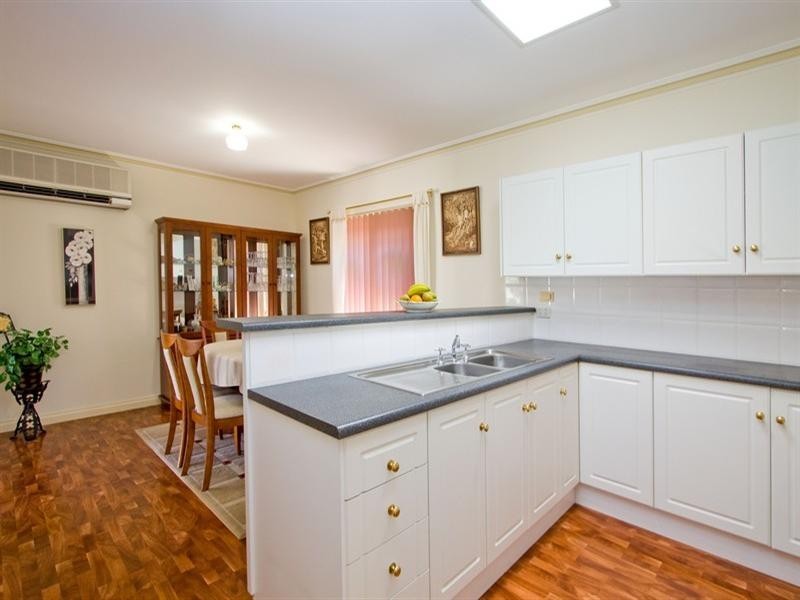 2/9 View Avenue, Seaton SA 5023