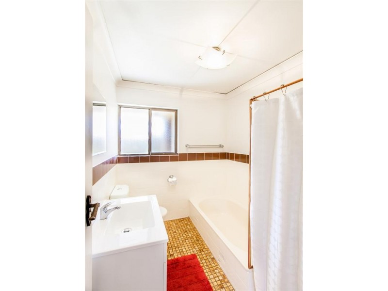 2/32 Mitton Avenue, Henley Beach SA 5022