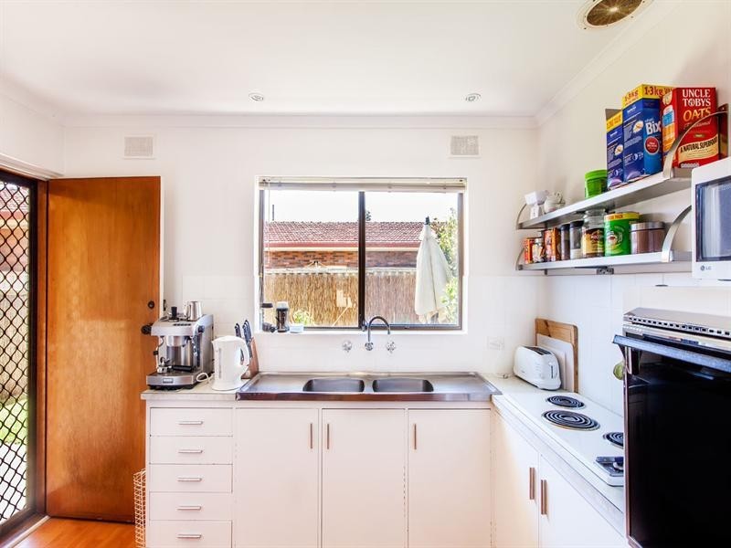 2/32 Mitton Avenue, Henley Beach SA 5022