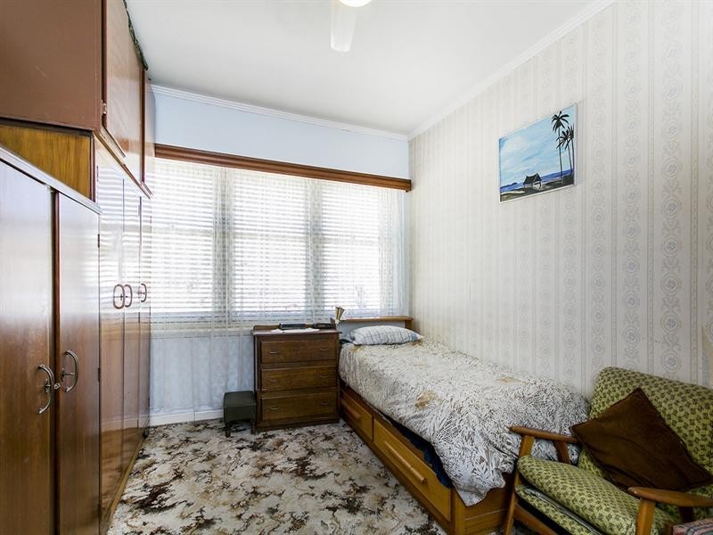 32 Reedie Street, Henley Beach SA 5022