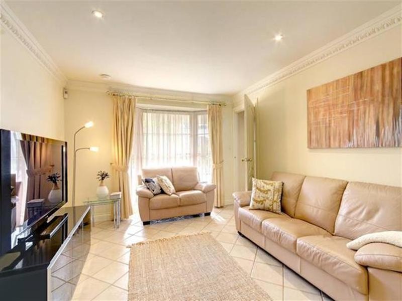 1 Tennyson Heights Court, Tennyson SA 5022