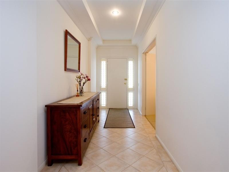 8 Sandalwood Crescent, Flagstaff Hill SA 5159