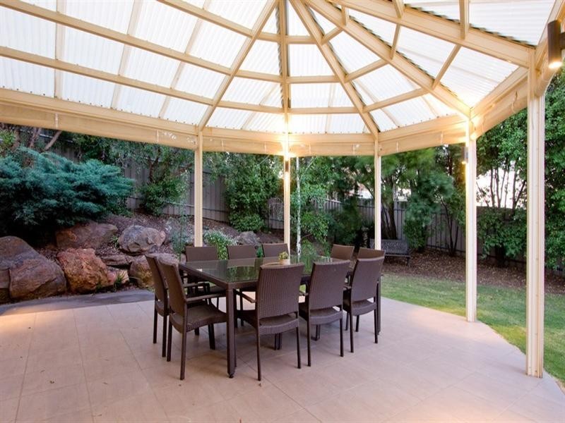 8 Sandalwood Crescent, Flagstaff Hill SA 5159